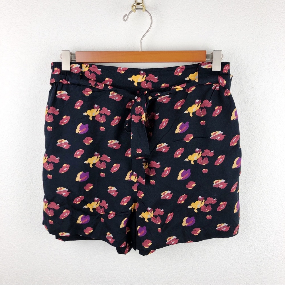 NWT Anthropologie Dolan Brindley Printed‎ Belted Shorts Small